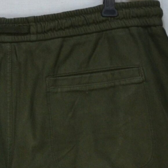 Athleta Military Short  size xl, 5 pockets - Picture 7 of 9